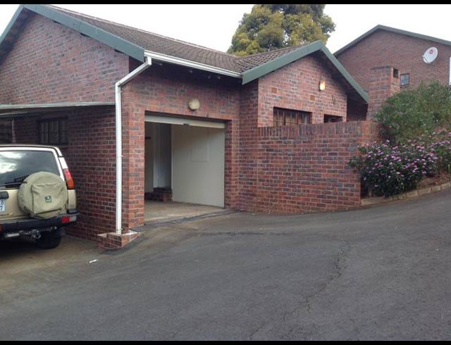 3 BEDROOM SIMPLEX FOR SALE IN PIETERMARITZBURG